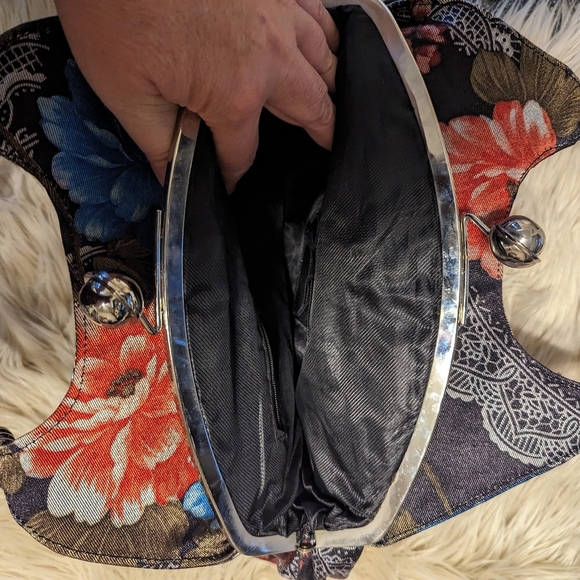 Beautiful beaded handbag purse - Picture 7 of 7